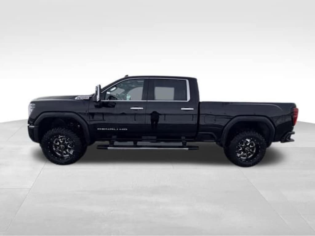 Used 2024 GMC Sierra 2500 HD Denali Truck Crew Cab