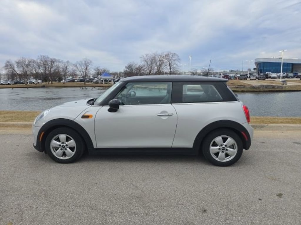 Used 2015 MINI Cooper Hardtop 2DR CPE