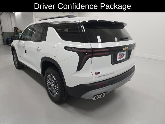 2026 Chevrolet Traverse photo 3