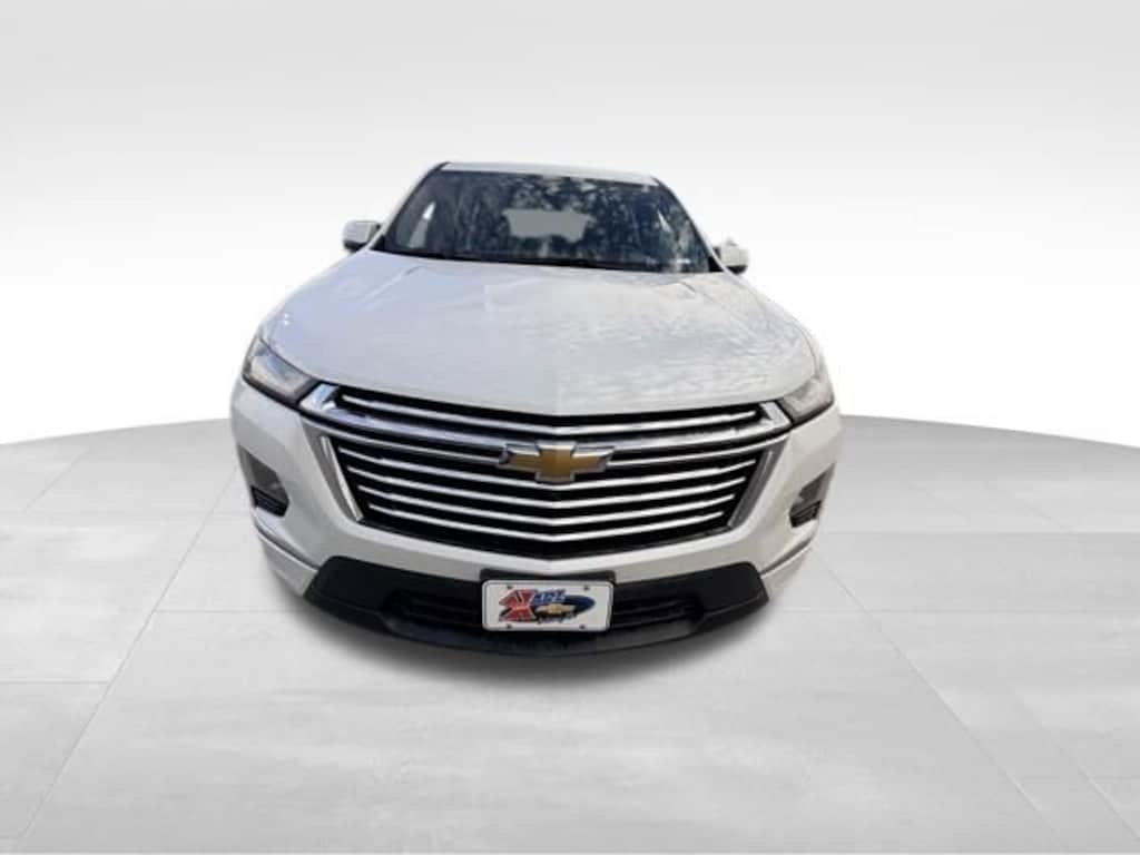 Used 2023 Chevrolet Traverse Premier SUV