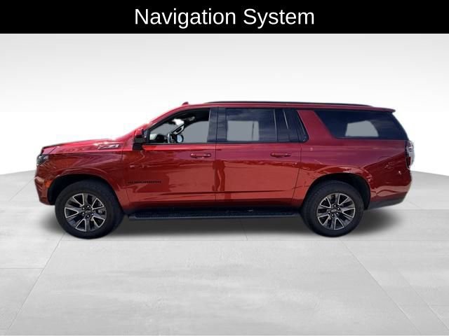 2022 Chevrolet Suburban Z71 photo 2