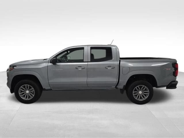 2026 Chevrolet Colorado LT photo 2