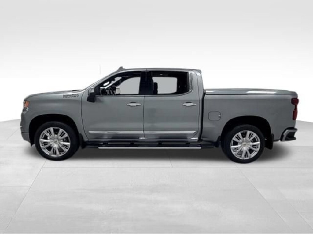 Used 2025 Chevrolet Silverado 1500 High Country Truck Crew Cab