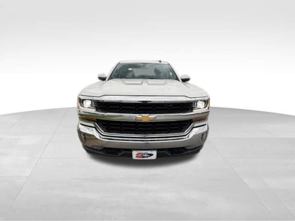 Used 2018 Chevrolet Silverado 1500 LT Truck Crew Cab
