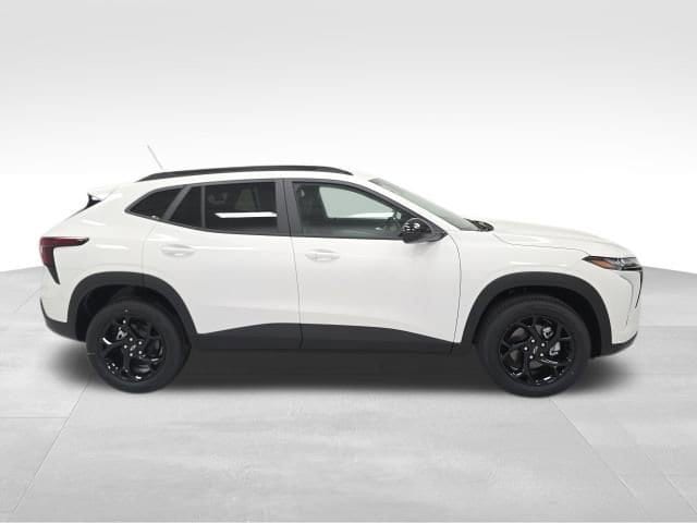 2026 Chevrolet Trax LT - Photo 6