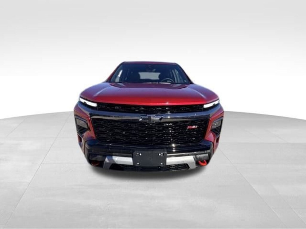 Used 2025 Chevrolet Traverse Z71 SUV