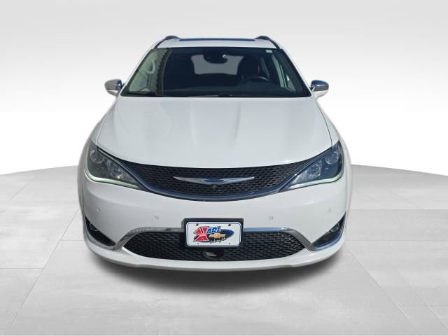 2018 Chrysler Pacifica Limited photo 2