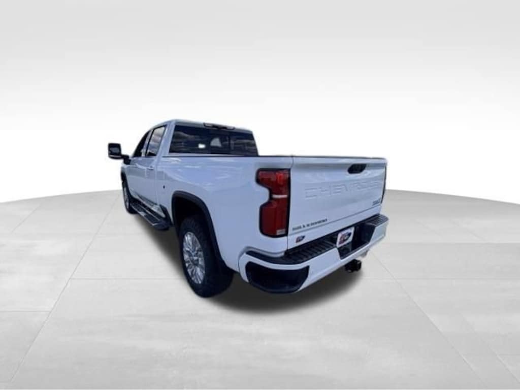 Used 2025 Chevrolet Silverado 2500 HD High Country Truck Crew Cab