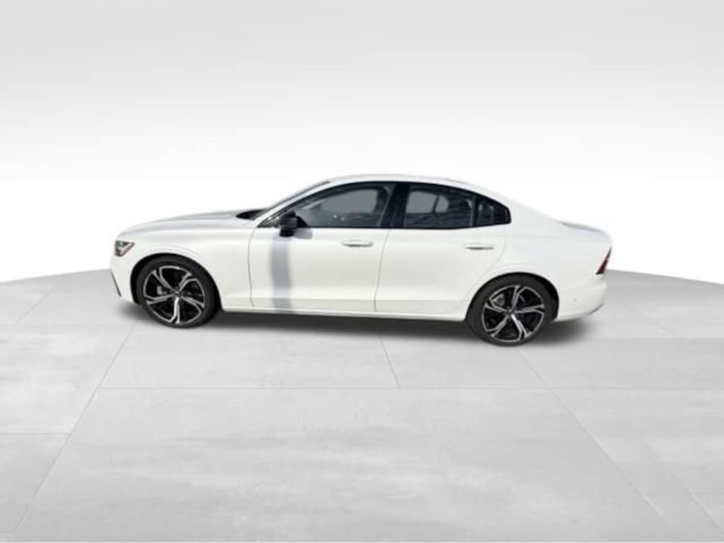 Used 2024 Volvo S60 Ultimate Dark Theme