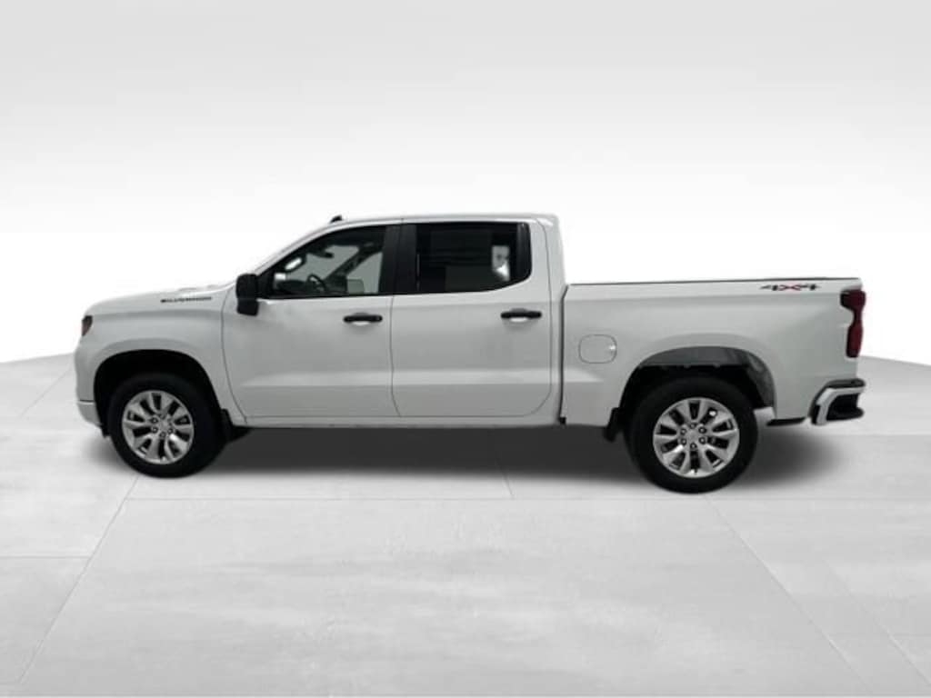 New 2026 Chevrolet Silverado 1500 Custom Truck Crew Cab