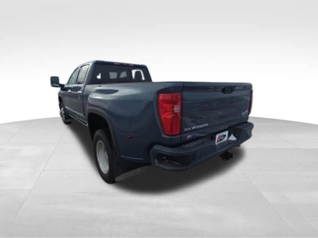 Used 2026 Chevrolet Silverado 3500 HD High Country Truck Crew Cab
