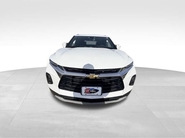 2022 Chevrolet Blazer 2LT photo 2