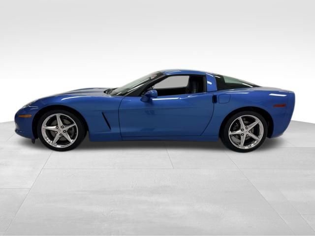 2011 Chevrolet Corvette 1LT photo 2