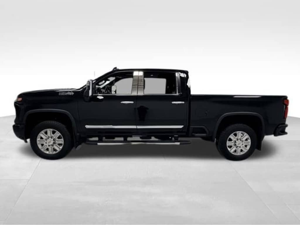 Used 2024 Chevrolet Silverado 2500 HD High Country Truck Crew Cab