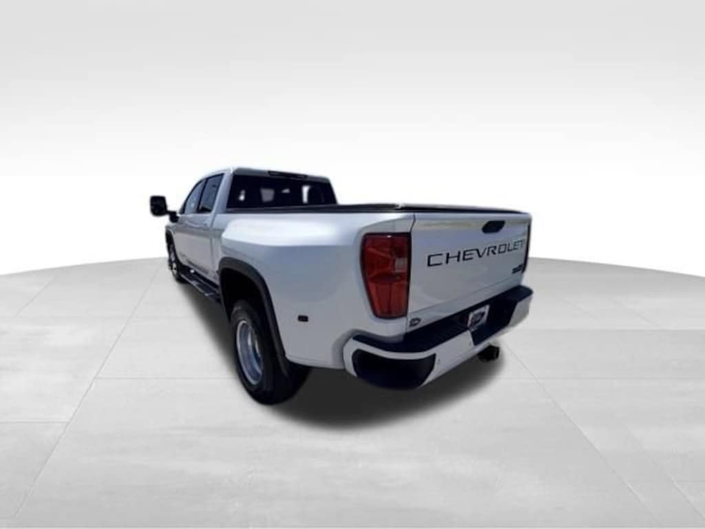 Used 2024 Chevrolet Silverado 3500 HD High Country DRW Truck Crew Cab