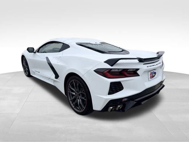 2024 Chevrolet Corvette Stingray 2LT photo 4