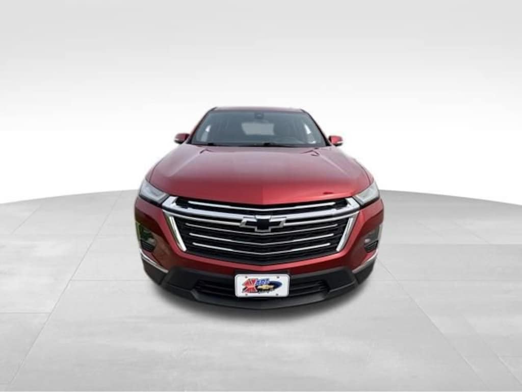 Used 2023 Chevrolet Traverse LT Cloth SUV