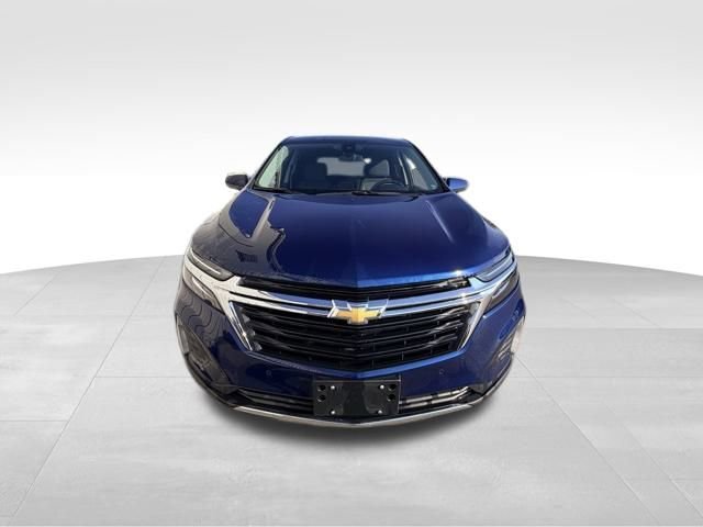 2022 Chevrolet Equinox LT photo 2