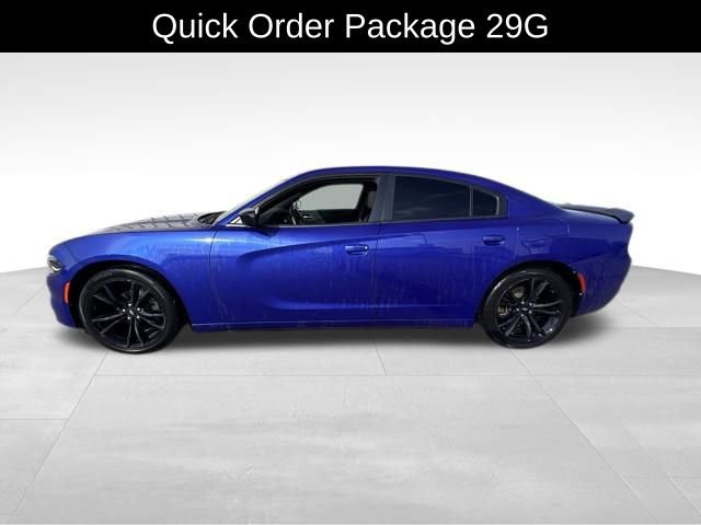 2018 Dodge Charger SXT photo 3