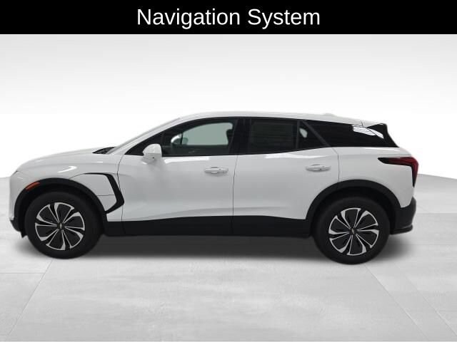 2026 Chevrolet Blazer EV photo 2