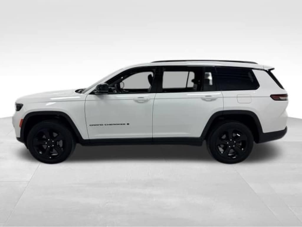 Used 2024 Jeep Grand Cherokee L Limited 4x4 SUV