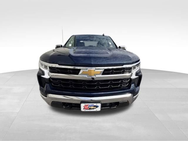 2023 Chevrolet Silverado 1500 LT photo 2