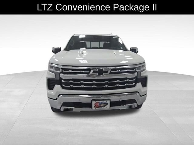 2025 Chevrolet Silverado 1500 LTZ photo 3