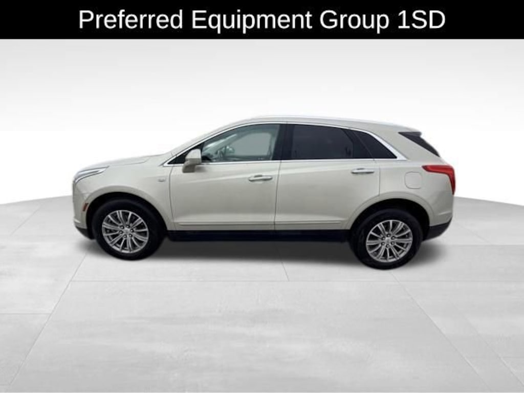 Used 2017 CADILLAC XT5 Luxury AWD SUV