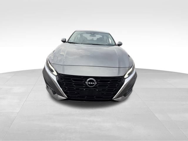 2023 Nissan Altima 2.5 SV photo 2