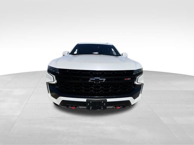 2023 Chevrolet Suburban Z71 photo 3