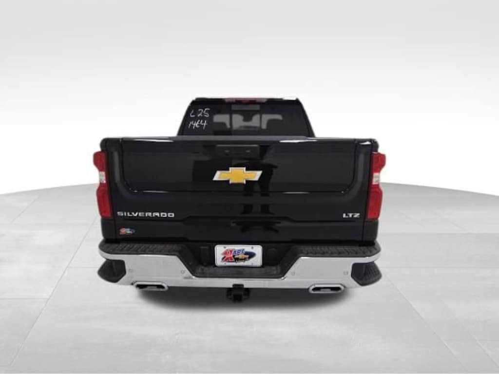 New 2026 Chevrolet Silverado 1500 LTZ Truck Crew Cab