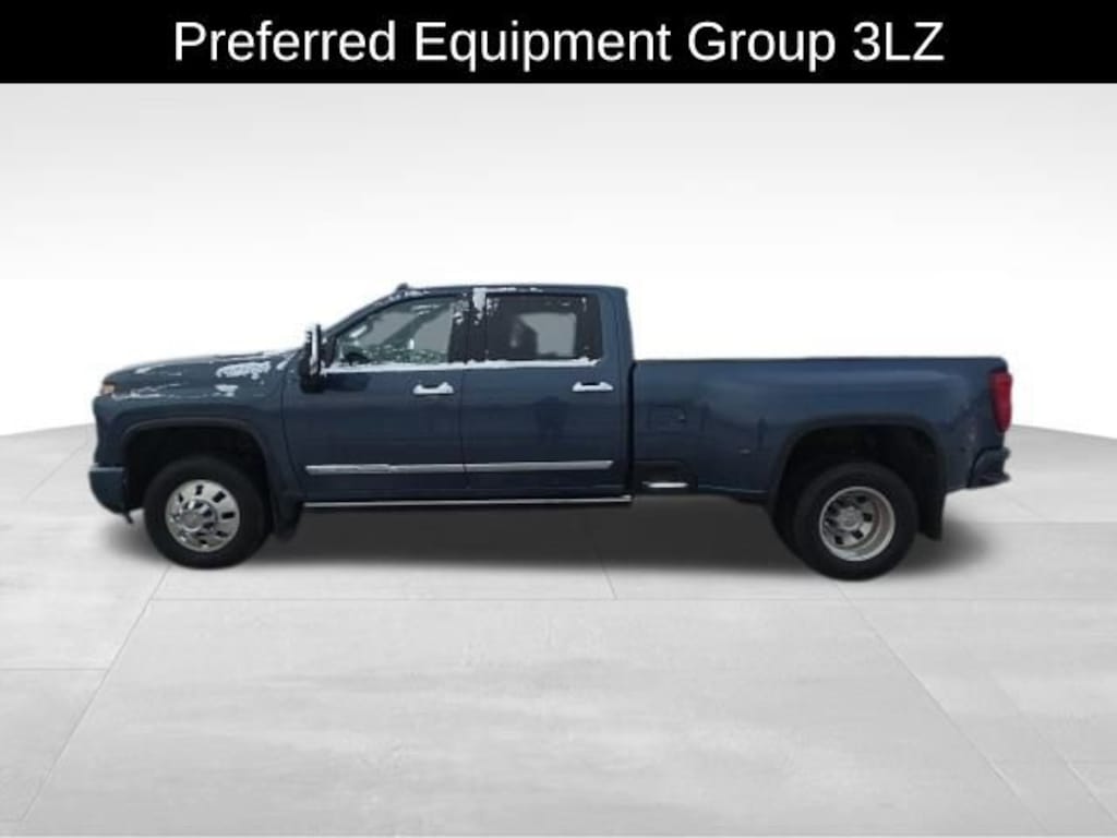 Used 2026 Chevrolet Silverado 3500 HD High Country DRW Truck Crew Cab