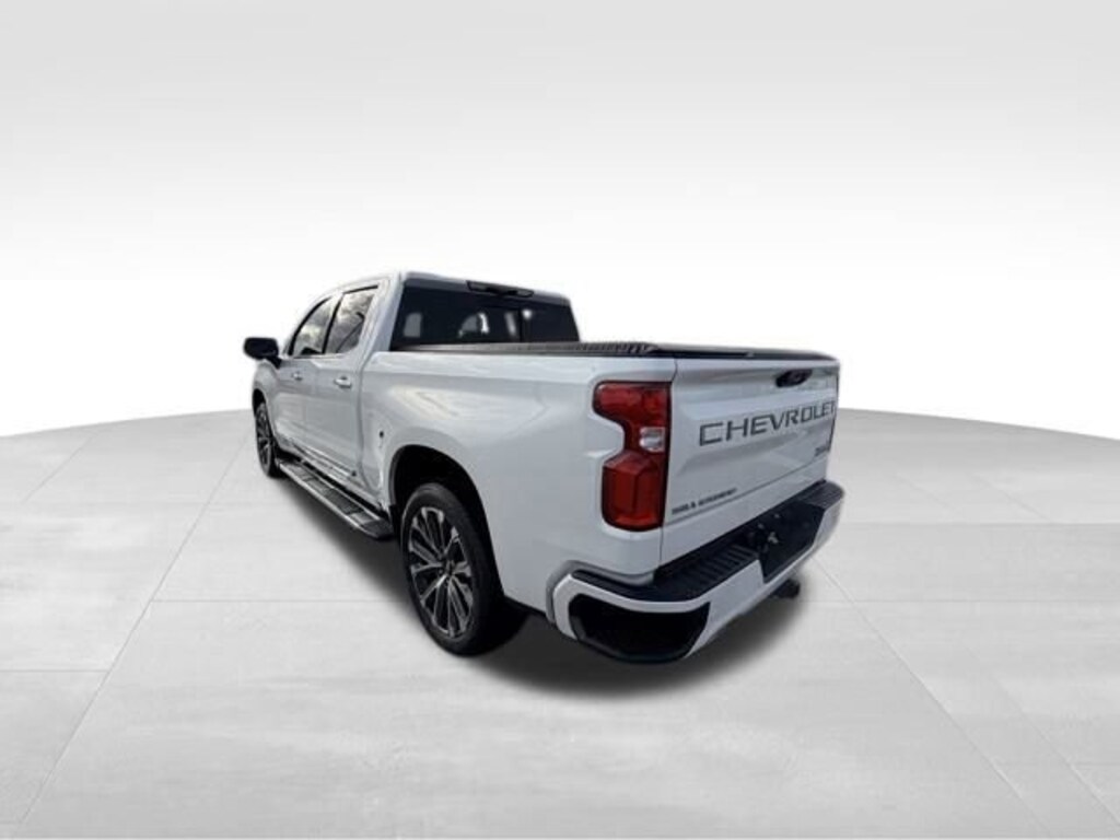 Used 2025 Chevrolet Silverado 1500 High Country Truck Crew Cab