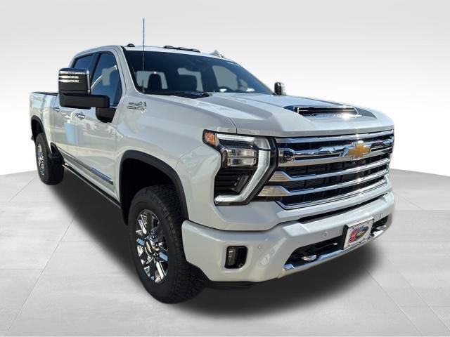 2026 Chevrolet Silverado 2500HD High Country photo 2