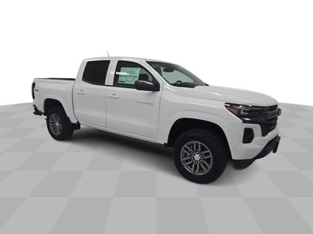2025 Chevrolet Colorado Work Truck LT photo 2