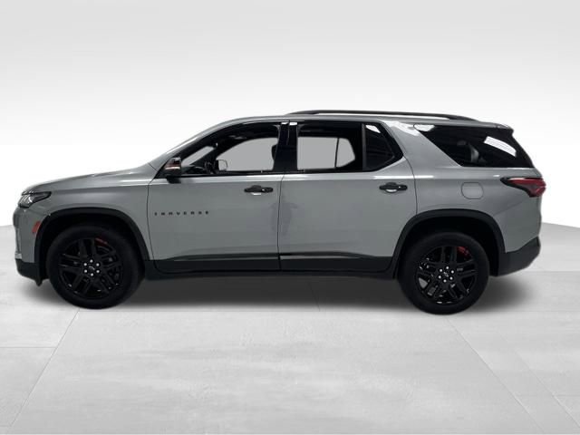 2023 Chevrolet Traverse Premier photo 2