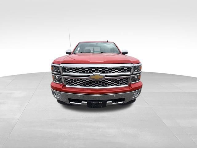 2015 Chevrolet Silverado 1500 LTZ photo 2