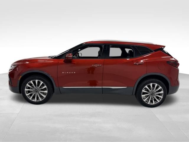 2022 Chevrolet Blazer Premier photo 2