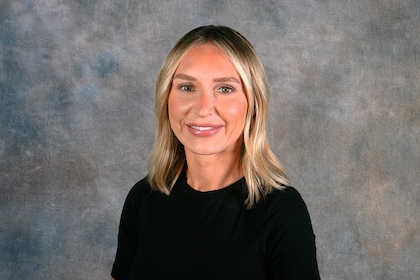 Staff member LOREN GILLIAM from ID_07429d261444