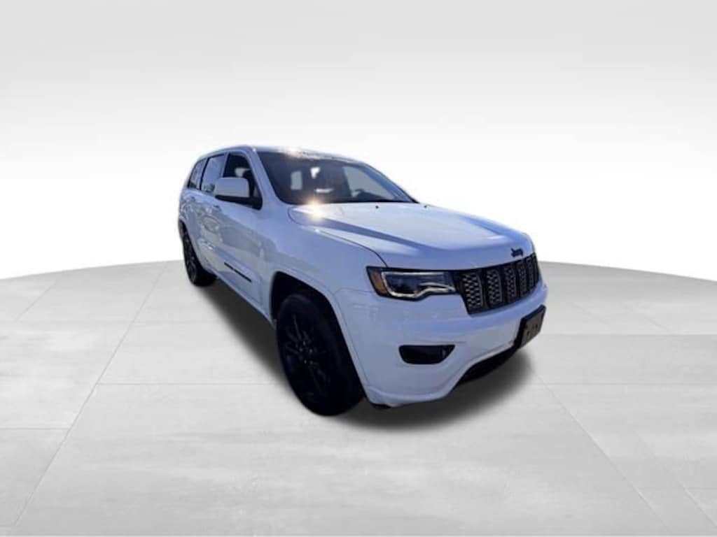 Used 2021 Jeep Grand Cherokee Laredo X 4x4 SUV