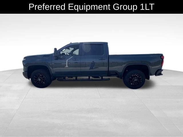 2025 Chevrolet Silverado 2500HD LT photo 2