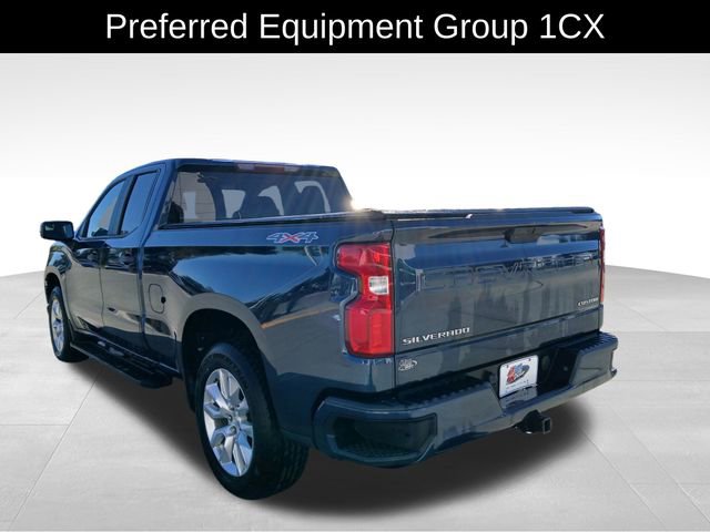 2020 Chevrolet Silverado 1500 Custom photo 3