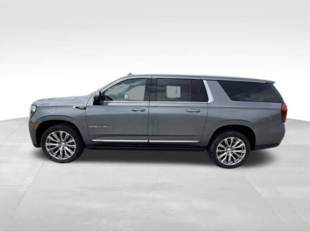 Used 2022 GMC Yukon XL Denali SUV