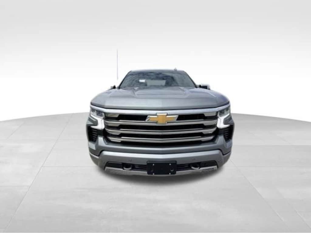 Used 2025 Chevrolet Silverado 1500 High Country Truck Crew Cab