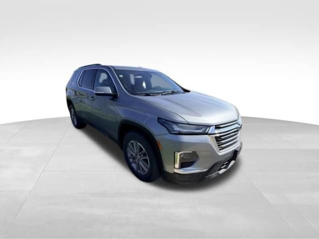 Used 2023 Chevrolet Traverse LT Cloth SUV
