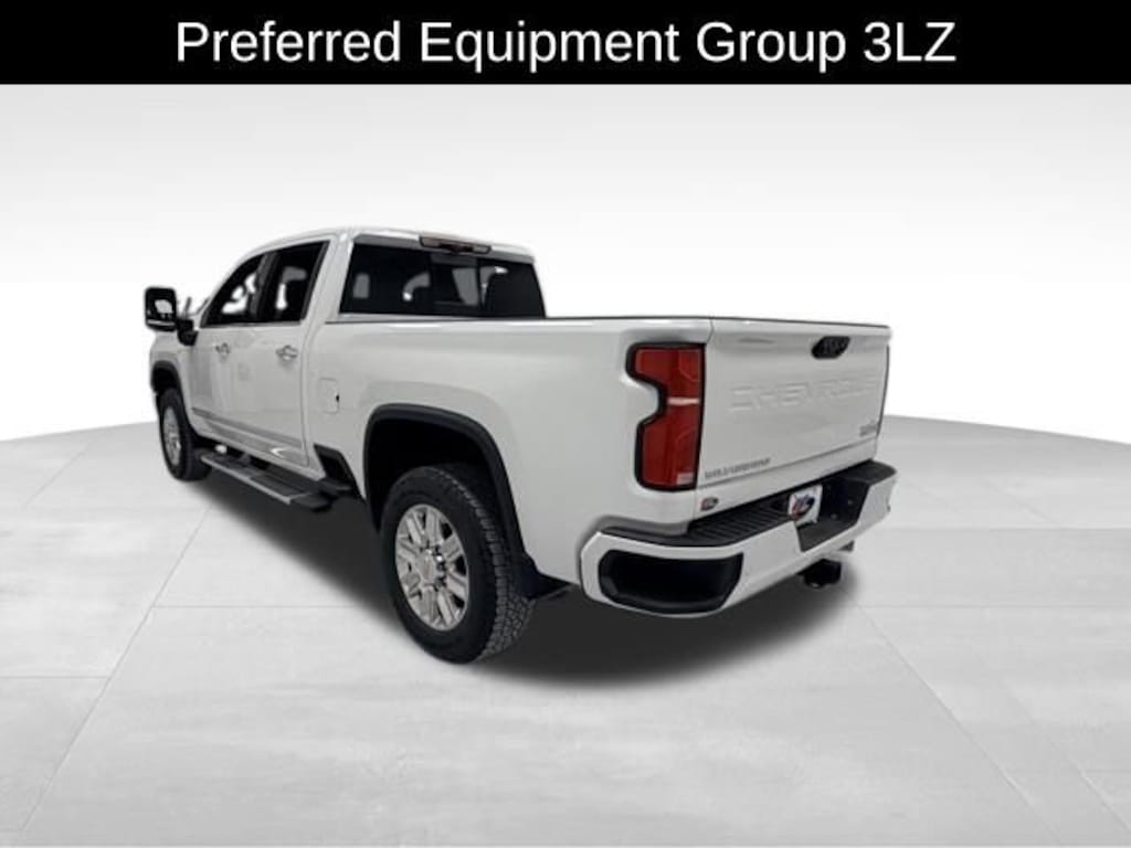 Used 2025 Chevrolet Silverado 2500 HD High Country Truck Crew Cab