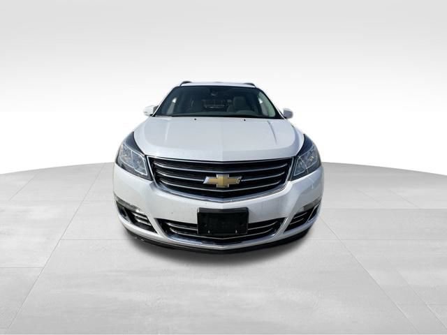 2017 Chevrolet Traverse Premier photo 2