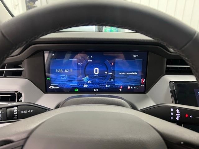 2027 Chevrolet Bolt LT - Photo 8
