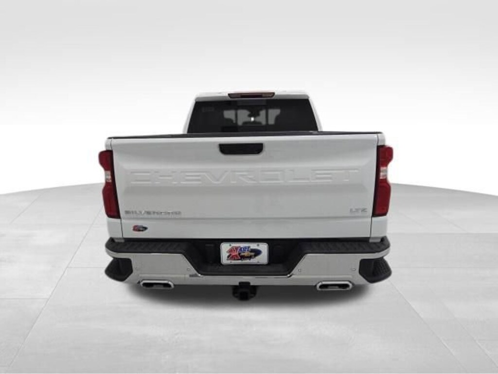 New 2026 Chevrolet Silverado 1500 LTZ Truck Crew Cab