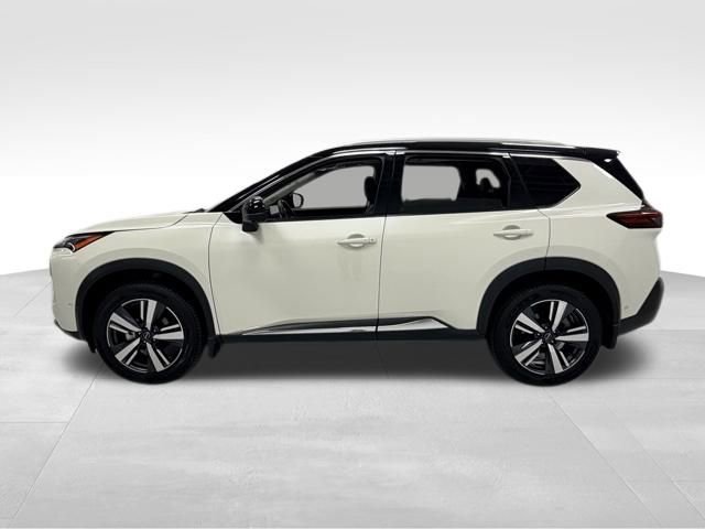 2023 Nissan Rogue SL AWD photo 2